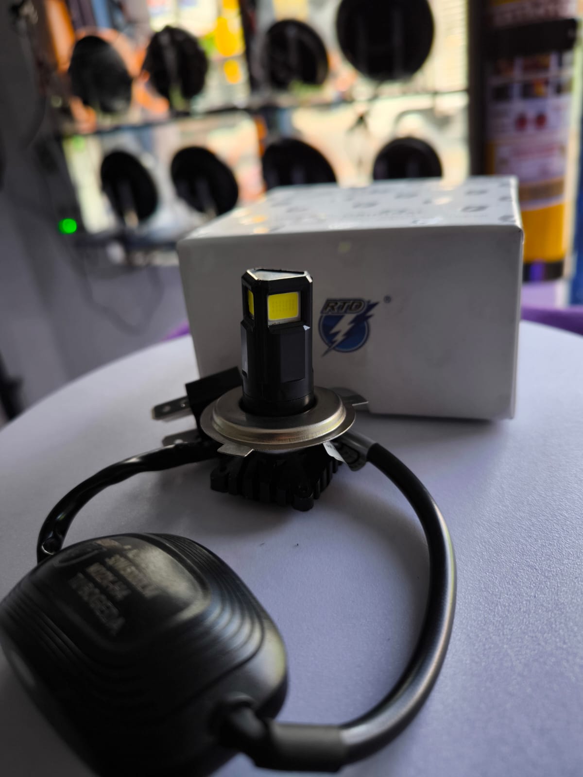 Miniatura 2 de Bombillo led económico 6000 lm (M02rtd)